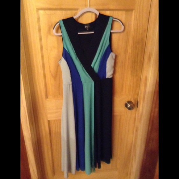 ECI New York Dress - Picture 1 of 8